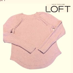 Cozy!! LOFT textured stitch curved hem sweater NWT